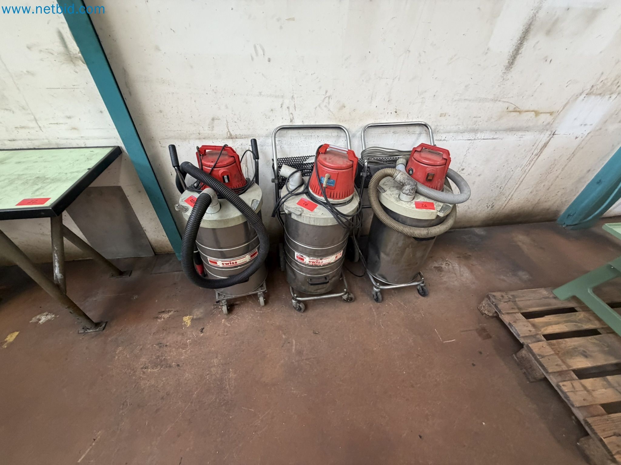 3 Industriestaubsauger SwissVac